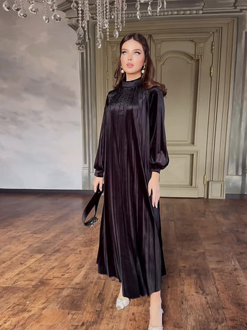 Woochic robe à manches longues col mi-haut plissée à volants